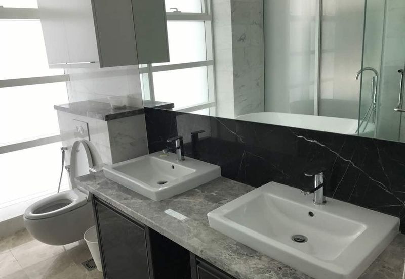 Face Platinum Suites