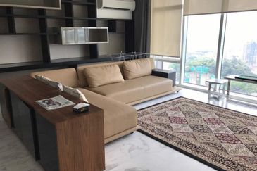 Face Platinum Suites