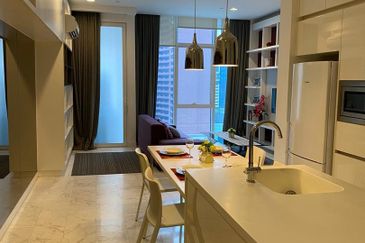 Face Platinum Suites