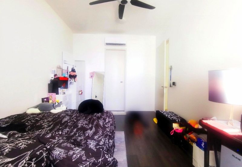 28 Boulevard (28 BLVD)