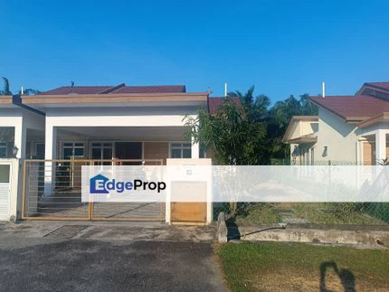 Rumah Berkembar Setingkat SEMI-D TERMURAH Telok Panglima Garang For Sale, Selangor, Telok Panglima Garang