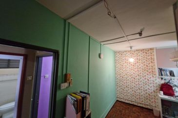 Tasik Heights Apartment