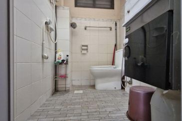 Tasik Heights Apartment