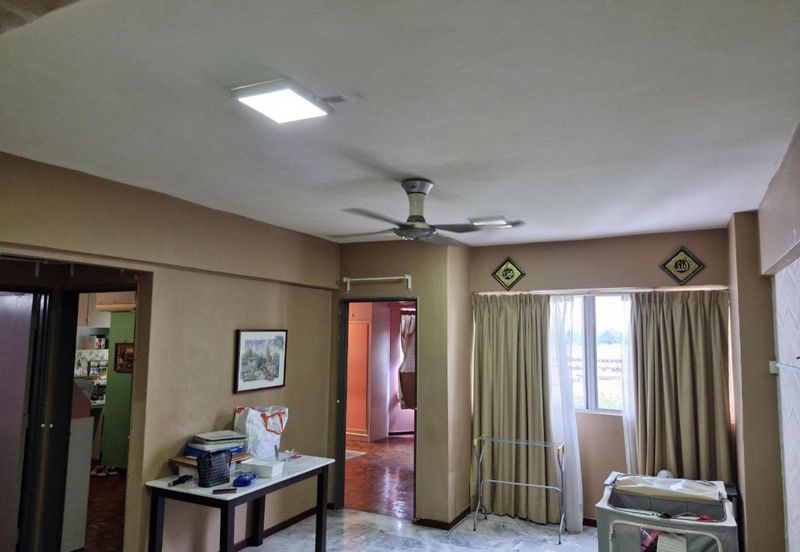 Tasik Heights Apartment