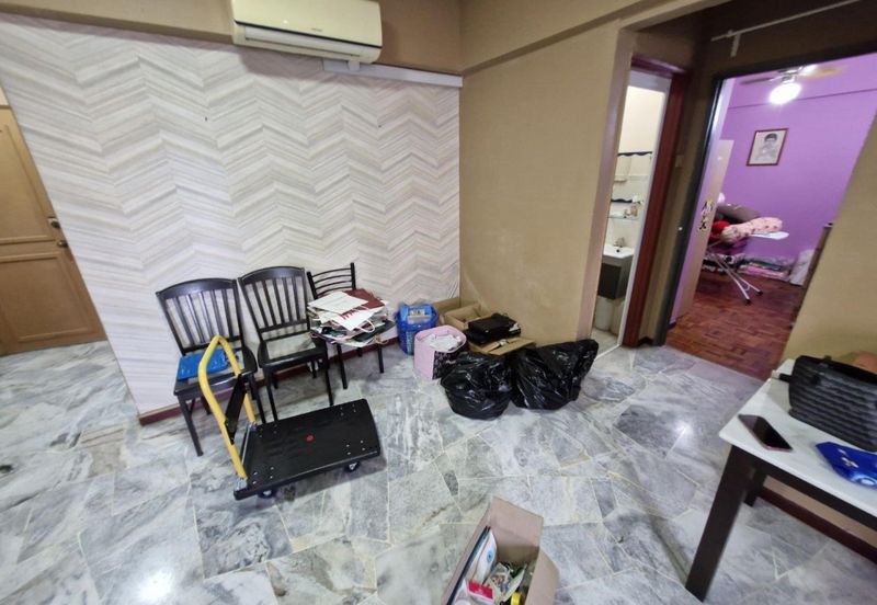 Tasik Heights Apartment