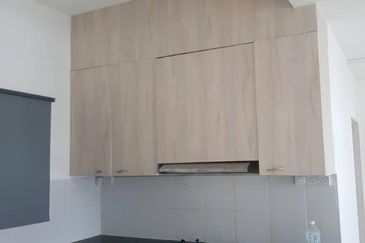 Eristana @ Seri Pristana