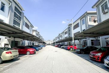 Eristana @ Seri Pristana