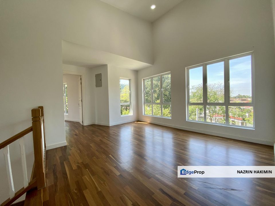 3 Storey Bungalow House in Seksyen 9 Kota Damansara, Selangor, Kota Damansara