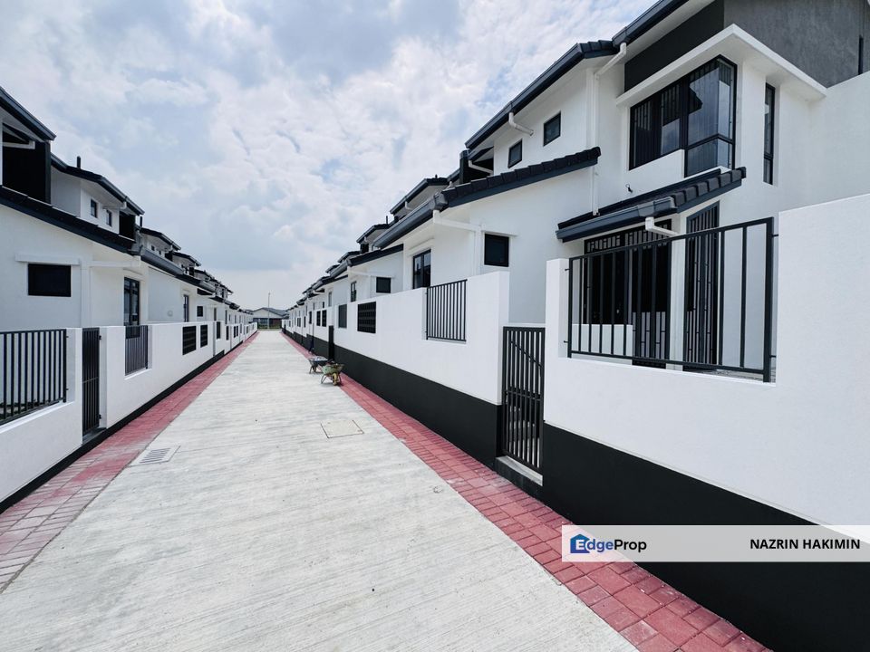 Facing OPEN 2 Storey End Lot Superlink House, Elmina Green 7 Near Lakeside Mall, Selangor, Shah Alam