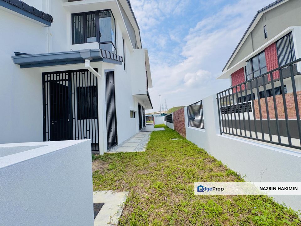 Facing OPEN 2 Storey End Lot Superlink House, Elmina Green 7 Near Lakeside Mall, Selangor, Shah Alam