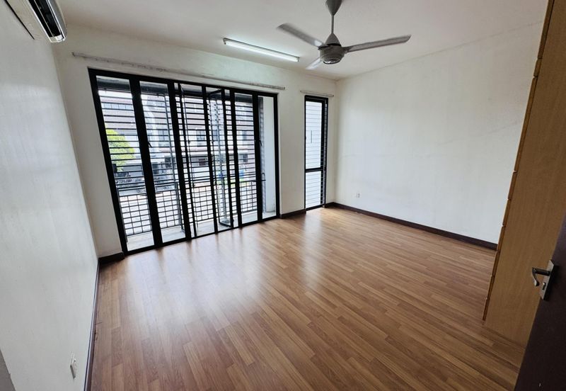 Saffron Hills @ Denai Alam