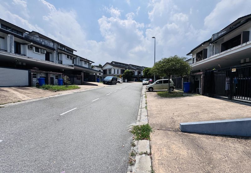 Saffron Hills @ Denai Alam