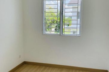 Ariza Elmina Gardens