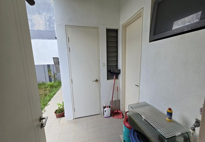 Broadleaf Residences, Hometree