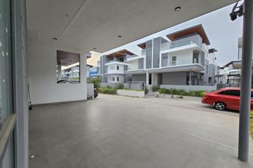 Broadleaf Residences, Hometree