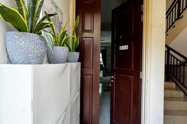 Avenue 2, Lake Valley