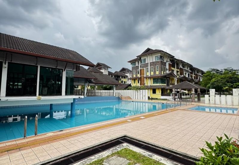 Avenue 2, Lake Valley