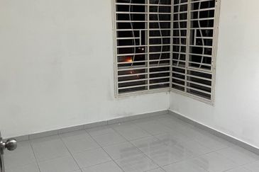 Residensi Laguna Biru 2