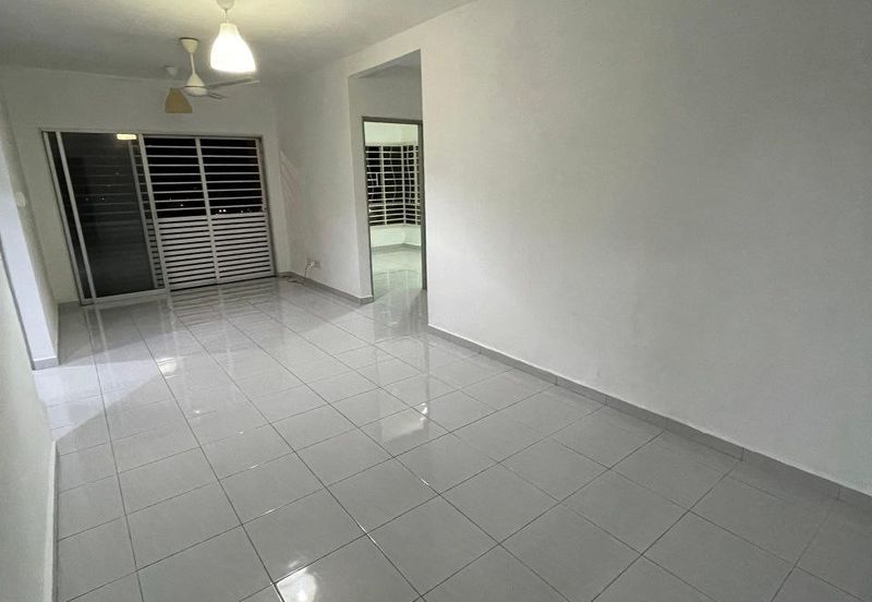 Residensi Laguna Biru 2