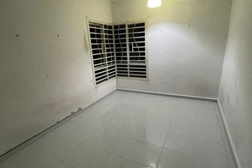 Residensi Laguna Biru 2