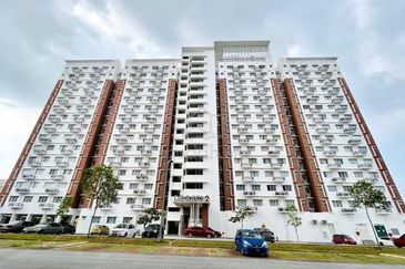 De Bayu Apartment @ Setia Alam