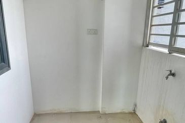 Emira Residence @ Shah Alam