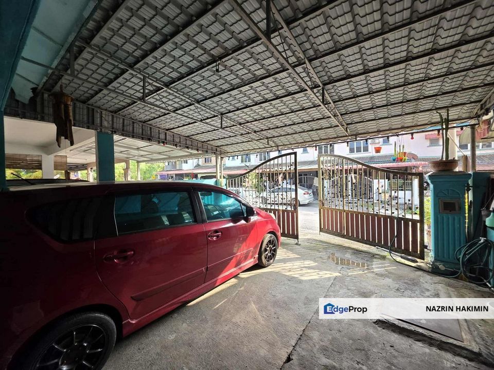 Double Storey Terrace Taman Sri Haneco, Semenyih, Selangor, Semenyih