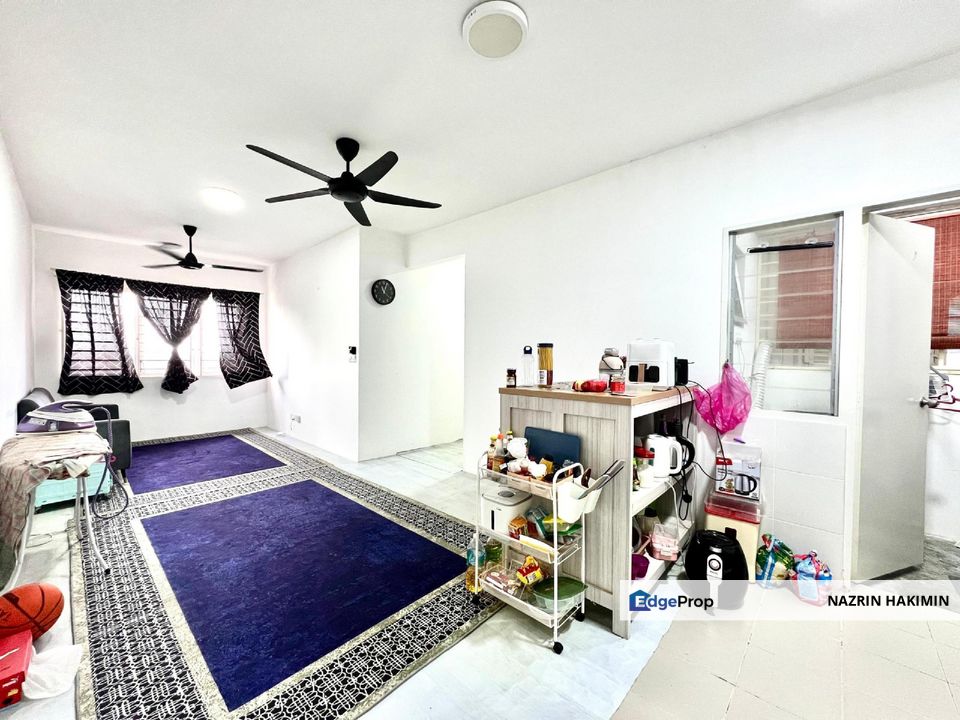 FREEHOLD - PARTLY FURNISHED - TENANTED - RSKU PANGSAPURI DE CEMARA, SETIA ALAM, Selangor, Shah Alam