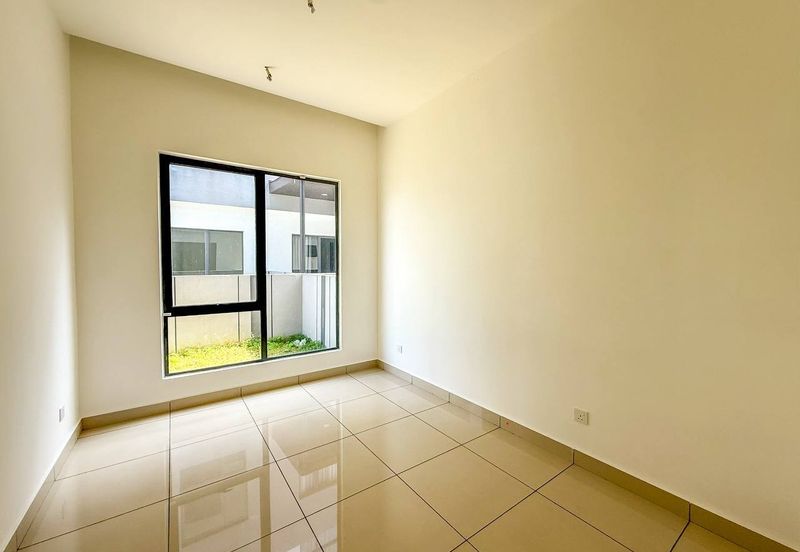 Broadleaf Residences, Hometree