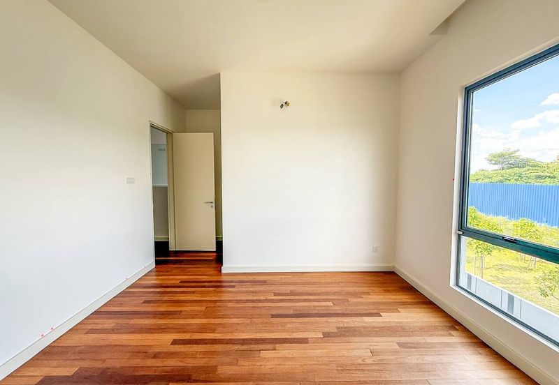 Broadleaf Residences, Hometree