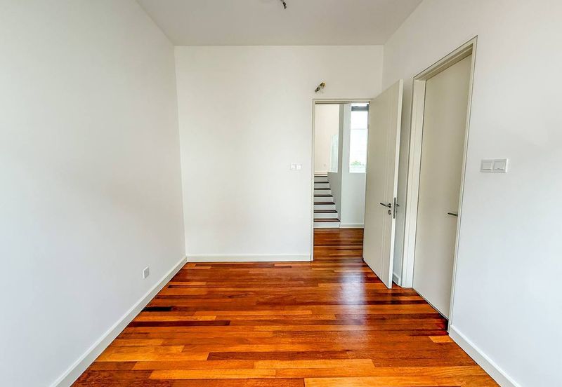 Broadleaf Residences, Hometree