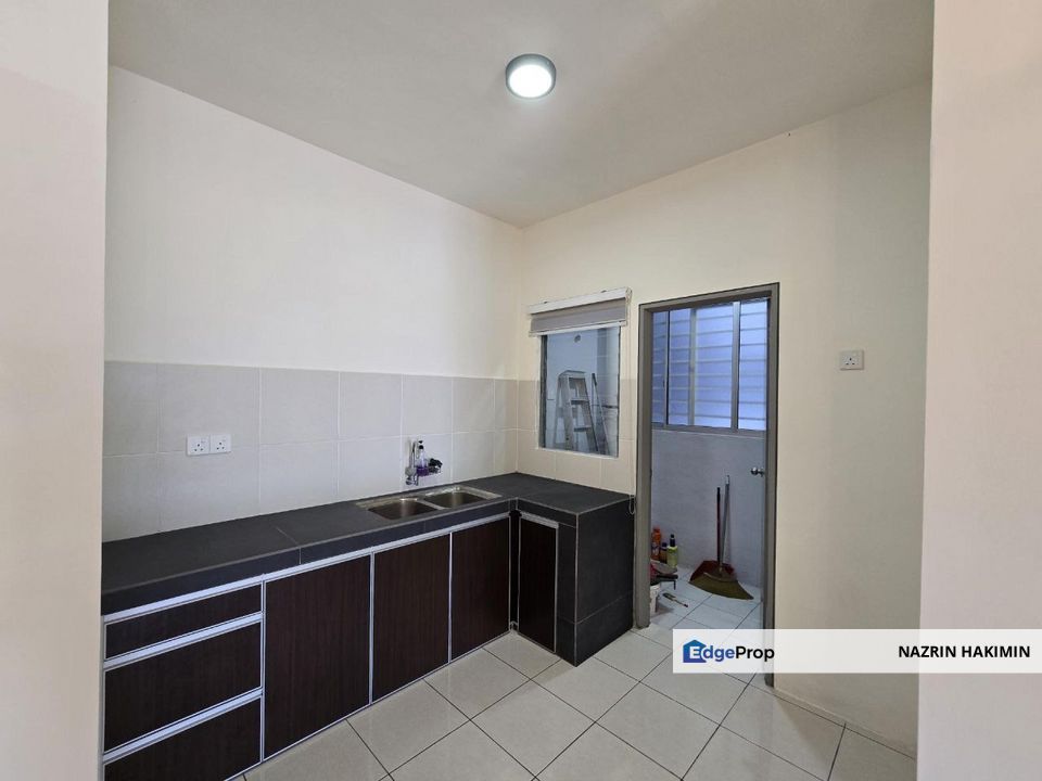 APARTMENT MELODI PERDANA, PUNCAK ALAM BLOCK A – UNTUK DISEWA / FOR RENT, Selangor, Kuala Selangor