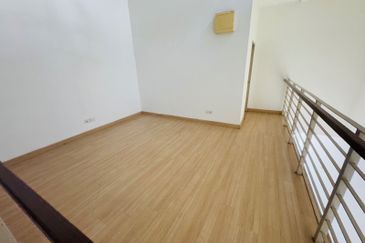 Ariza Elmina Gardens