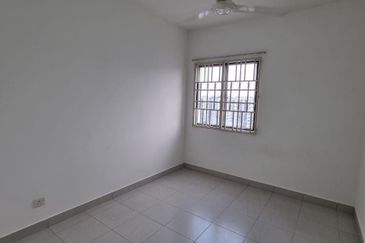 Seri Intan Apartment