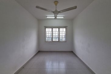 Seri Intan Apartment