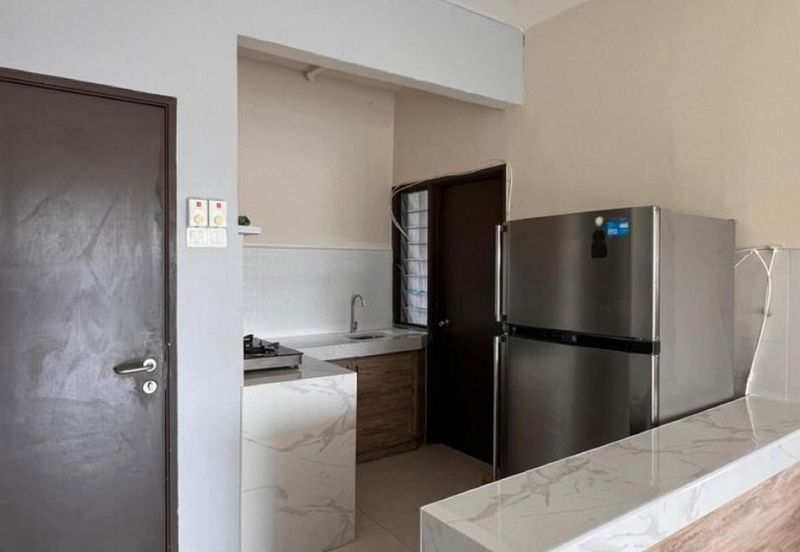 Residensi Warnasari 2