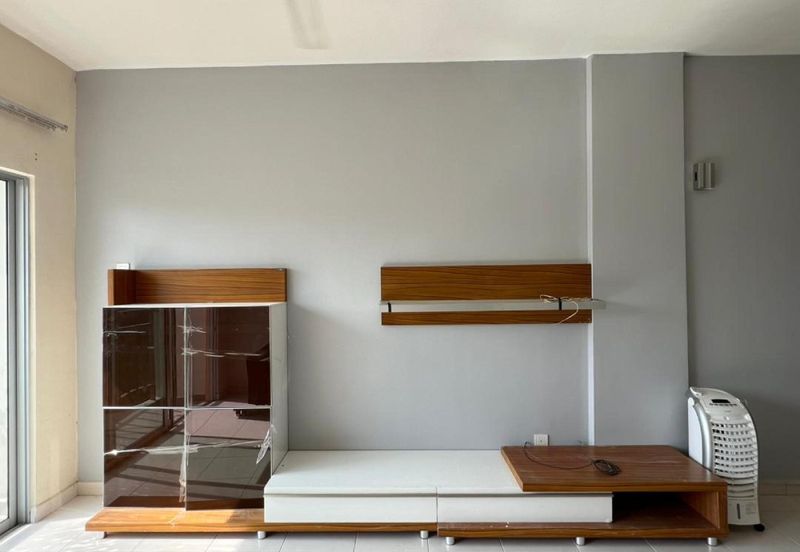 Residensi Warnasari 2