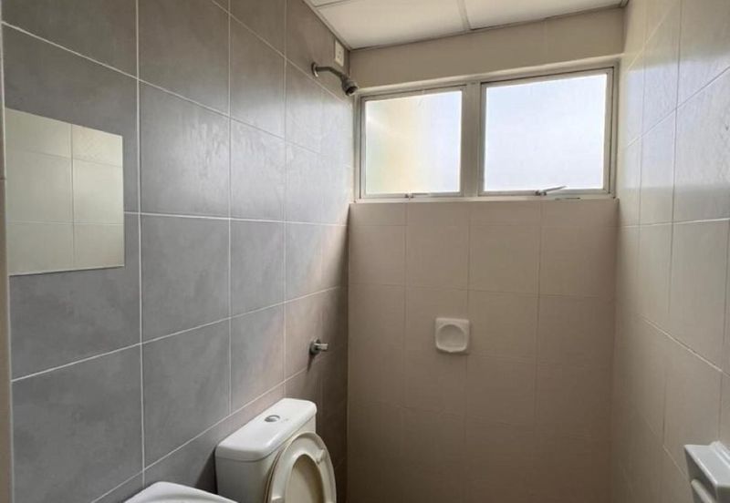 Residensi Warnasari 2