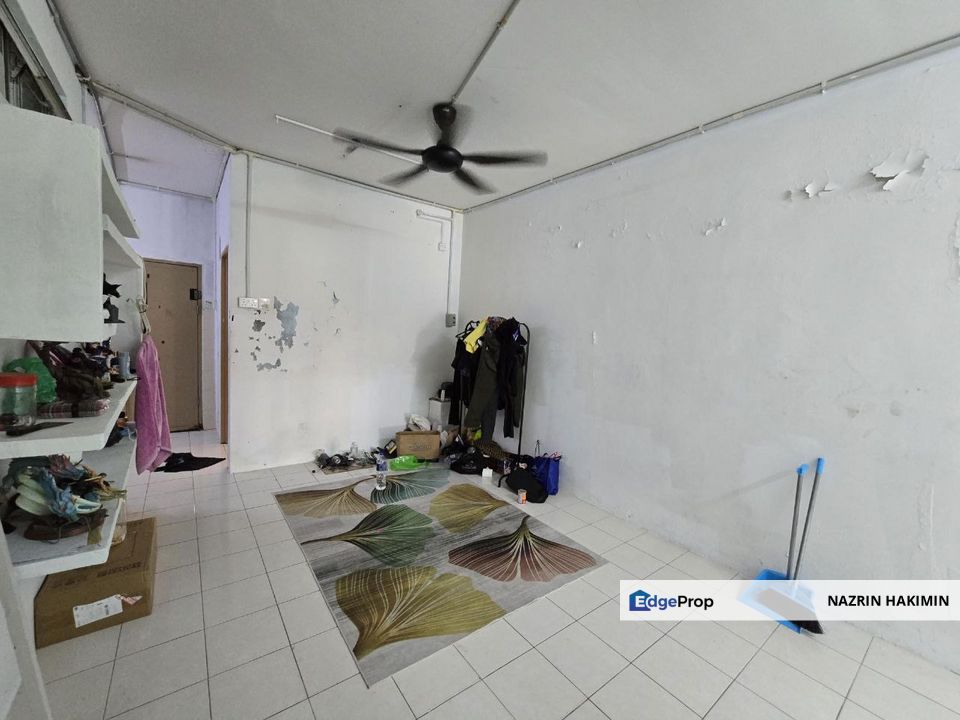 Ground Unit Townhouse Desa Coafield For Sale, Selangor, Sungai Buloh