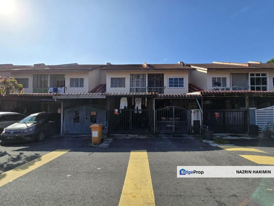 Ground Unit Townhouse Desa Coafield For Sale, Selangor, Sungai Buloh