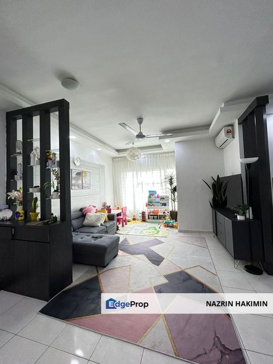 Freehold Corner Unit Desa Impiana Condo Puchong For Sale, Selangor, Puchong