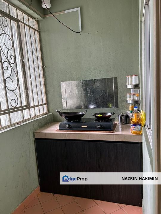 Freehold Corner Unit Desa Impiana Condo Puchong For Sale, Selangor, Puchong