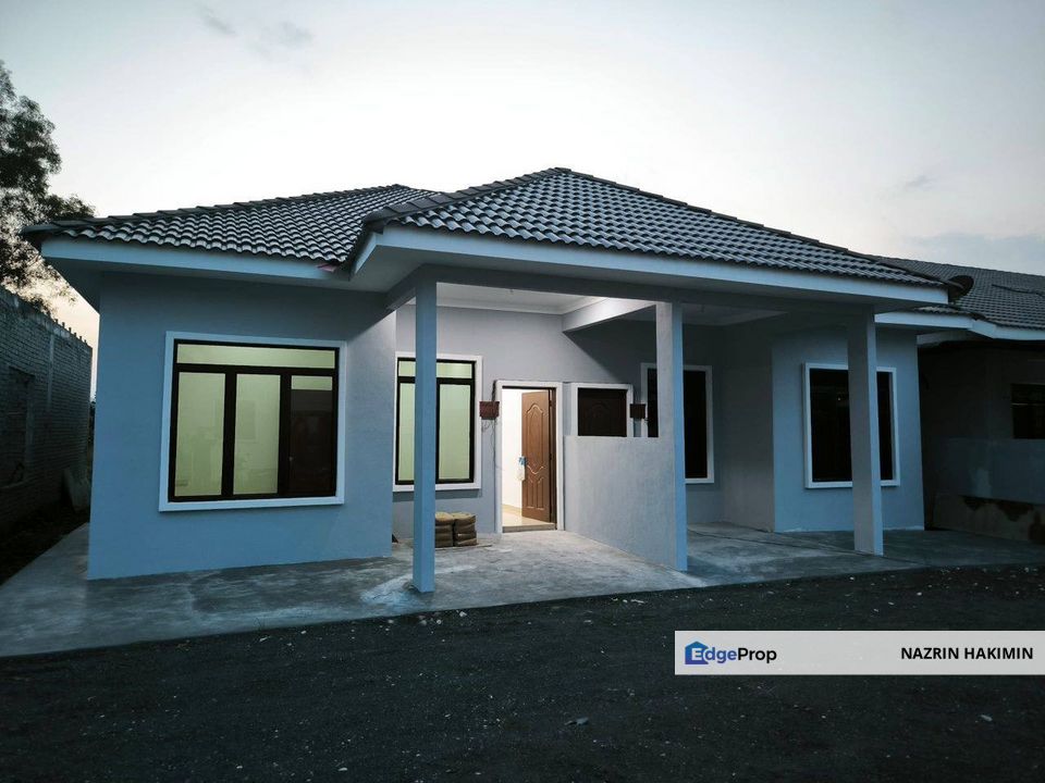 MURAH JALAN KEBUN, SEKSYEN 30 SHAH ALAM – SEMI-D HOUSE FOR SALE, Selangor, Shah Alam