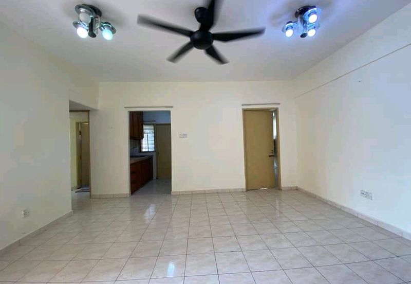 Apartment Mawar, Taman Sutera