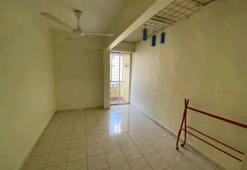 Apartment Mawar, Taman Sutera