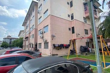Apartment Mawar, Taman Sutera