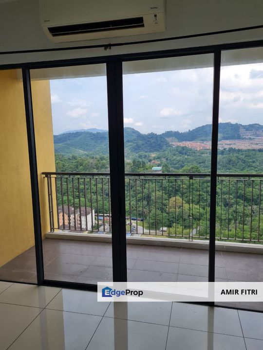 Oasis 1 Mutiara Kajang Condominium for Sale | Corner Lot with Balcony, Selangor, Kajang