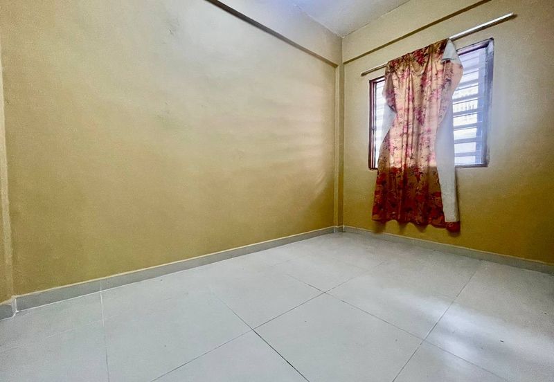 Seri Perindu Apartment