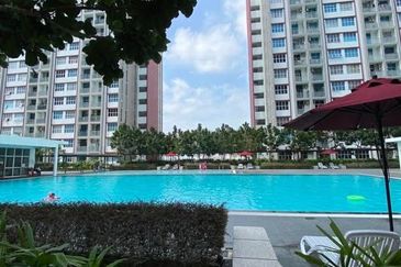 PR1MA Lakefront Homes