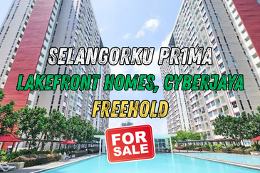 PR1MA Lakefront Homes